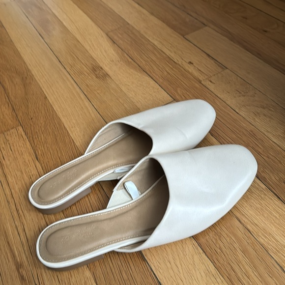 Mules - Picture 2 of 5